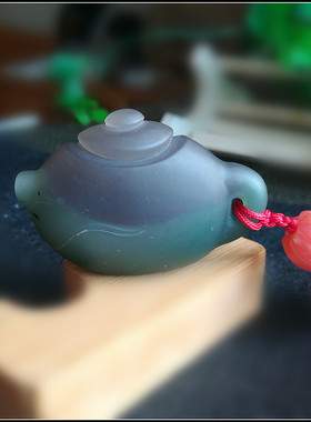 孤品天然紫绿玛瑙吊坠招财