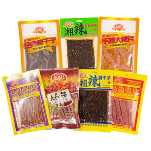 宇仔辣条香辣油条湘辣臭干子