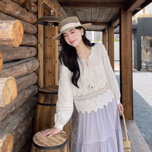 小众设计感长袖 圆领木耳边刺绣绑带衬衫 上衣秋 花束 MOBAI默白