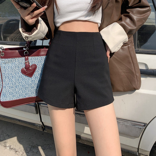 Real shooting real price autumn and winter Korean version pure sweet and spicy girl super shorts high waist thin hip lifting hot pants boots and pants