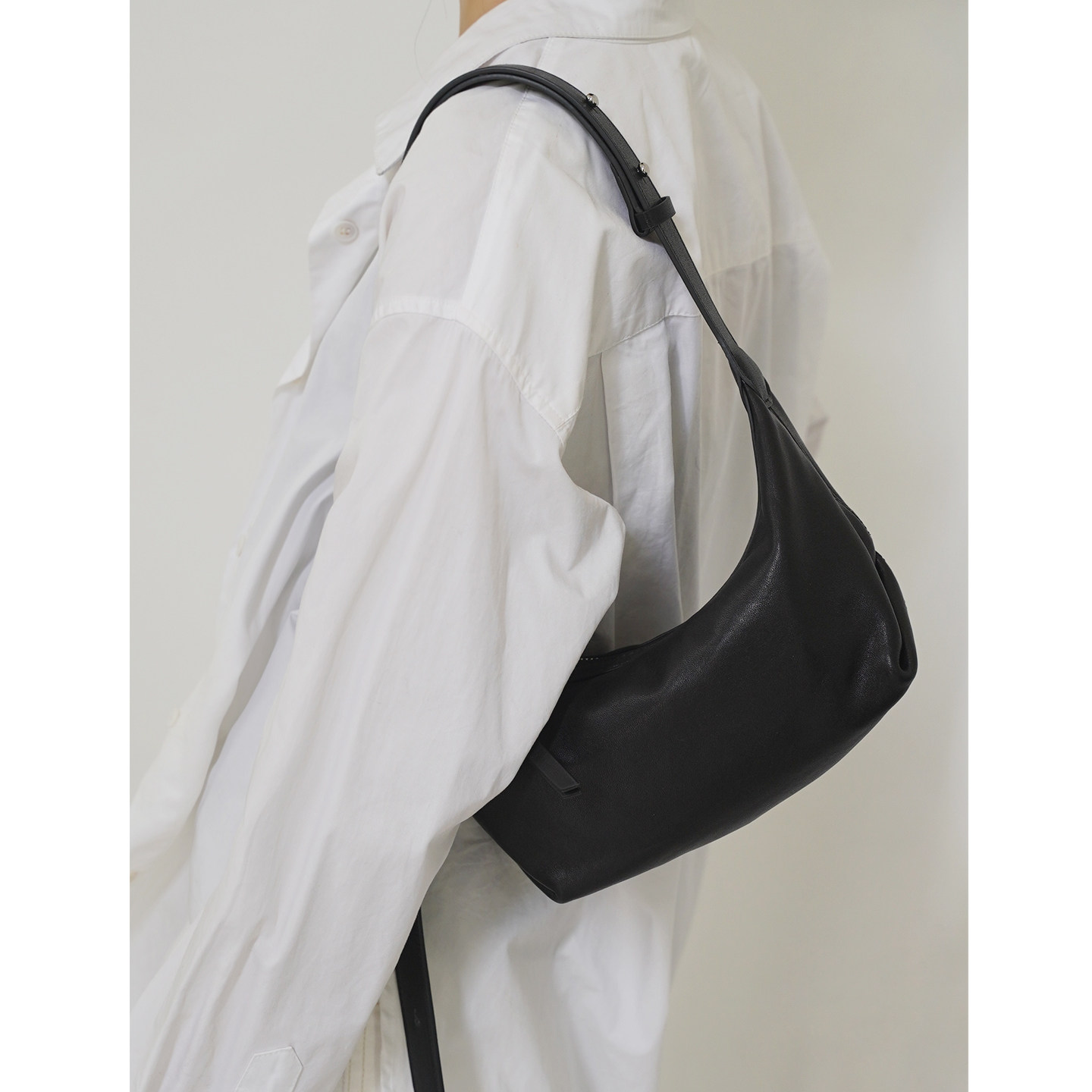 PANLULUPAN小众设计蜡感植鞣羊皮复古可颂牛角包新款单肩斜挎女包,箱包皮具/热销女包/男包,通用款女包,淘宝优惠券,粉丝福利购,淘宝优惠卷