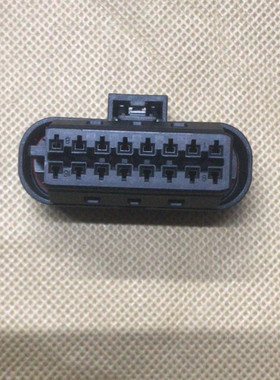 奔驰C200 E260 S320 R350 ML350 唯雅诺 GLC200前杠雷达线束插头