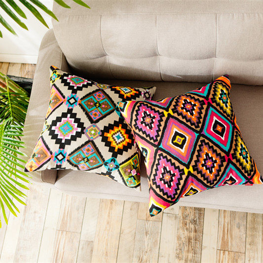 东南亚泰式民族风地中海民族风靠垫沙发抱枕阿拉伯风情抱枕定制在类目 居家布艺, 靠垫/抱枕中 - 来自Buy2taobao.com提供专业的淘宝代购服务