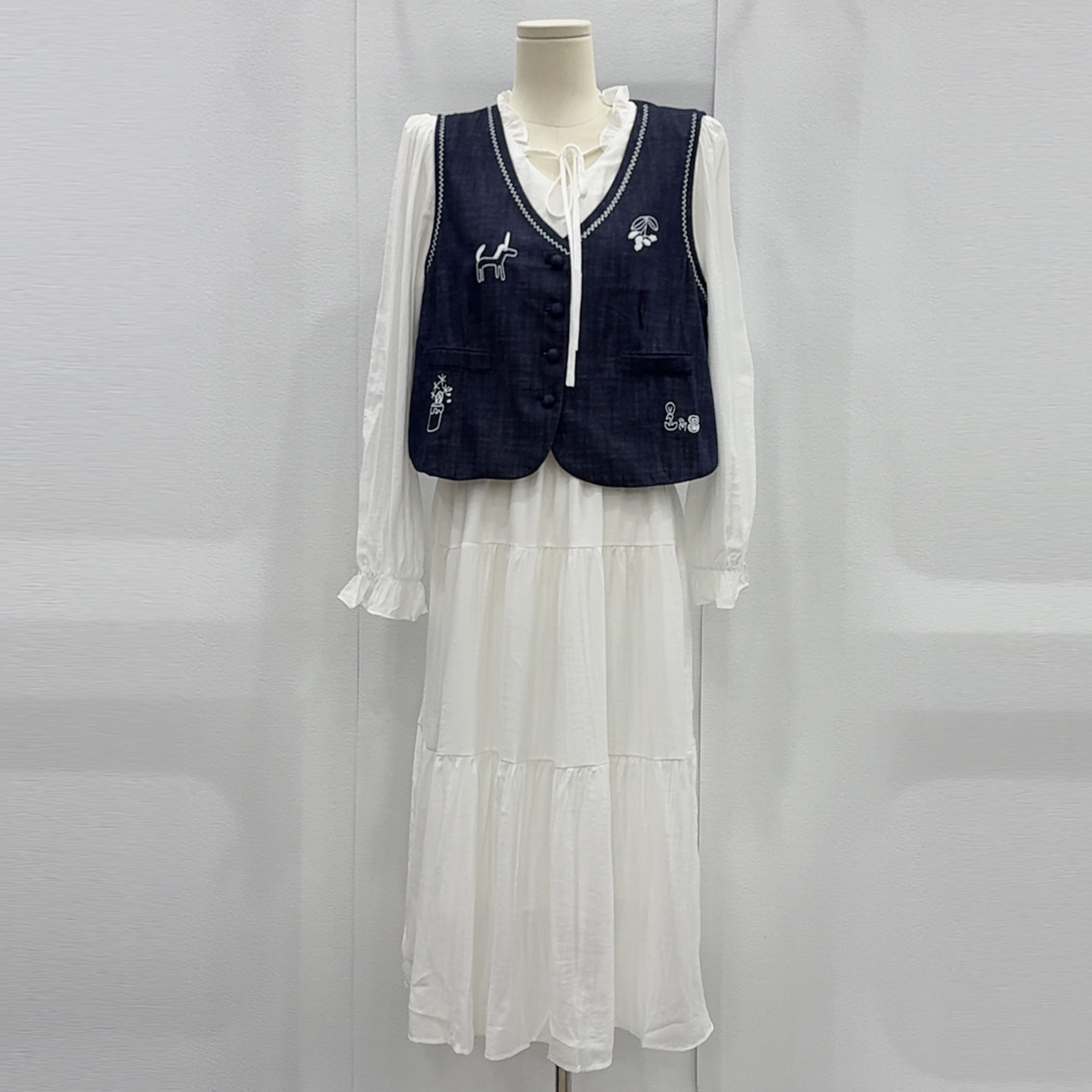 牛仔马甲+衬衫连衣裙两件套女春秋新款气质显瘦减龄穿搭时尚套装