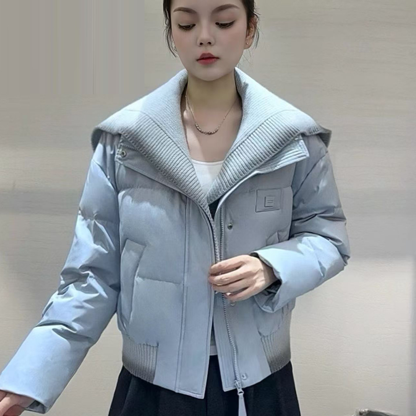 可拆卸毛线披肩羽绒服女短款冬季新时尚宽松设计感小个子鸭绒外套