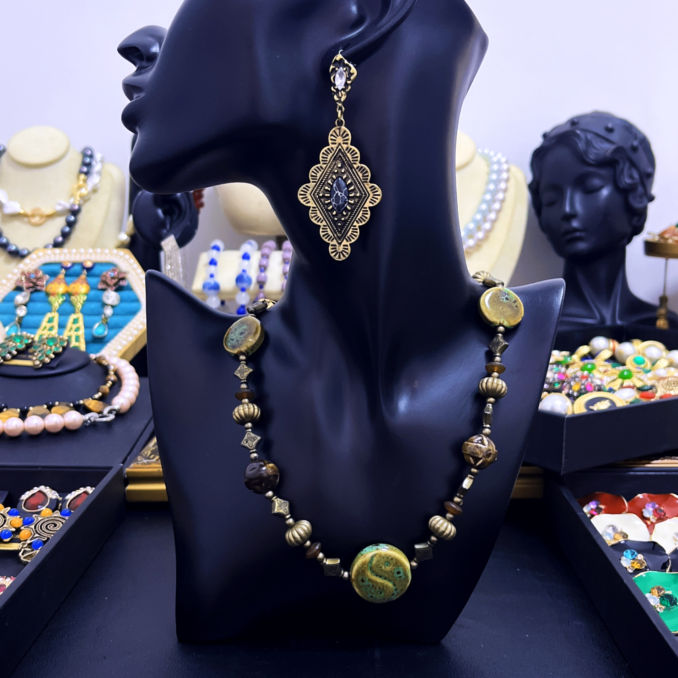 GUZI外贸欧美风复古木质陶瓷几何图案个性时尚项链新中式百搭项链