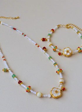 原创新中式时尚轻奢贝壳串珠花朵项链女百搭高级感简约小众锁骨链