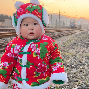 儿童花棉袄东北大花袄套装宝宝冬季棉衣2023年新款中国风拜年服