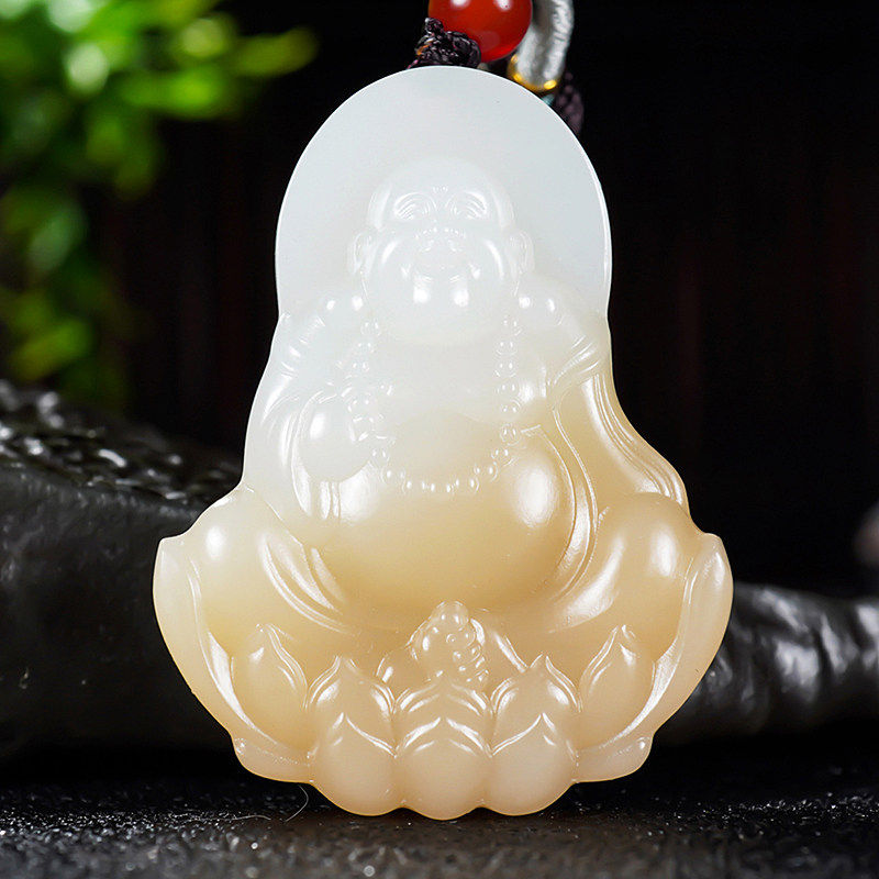 新疆大师张亚龙和田玉且末金山料糖羊脂玉笑佛吊坠 23.17克
