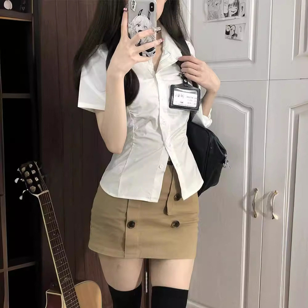 2024夏款新款辣妹纯欲JK收腰白色衬衫女设计感纽扣半身包臀裙