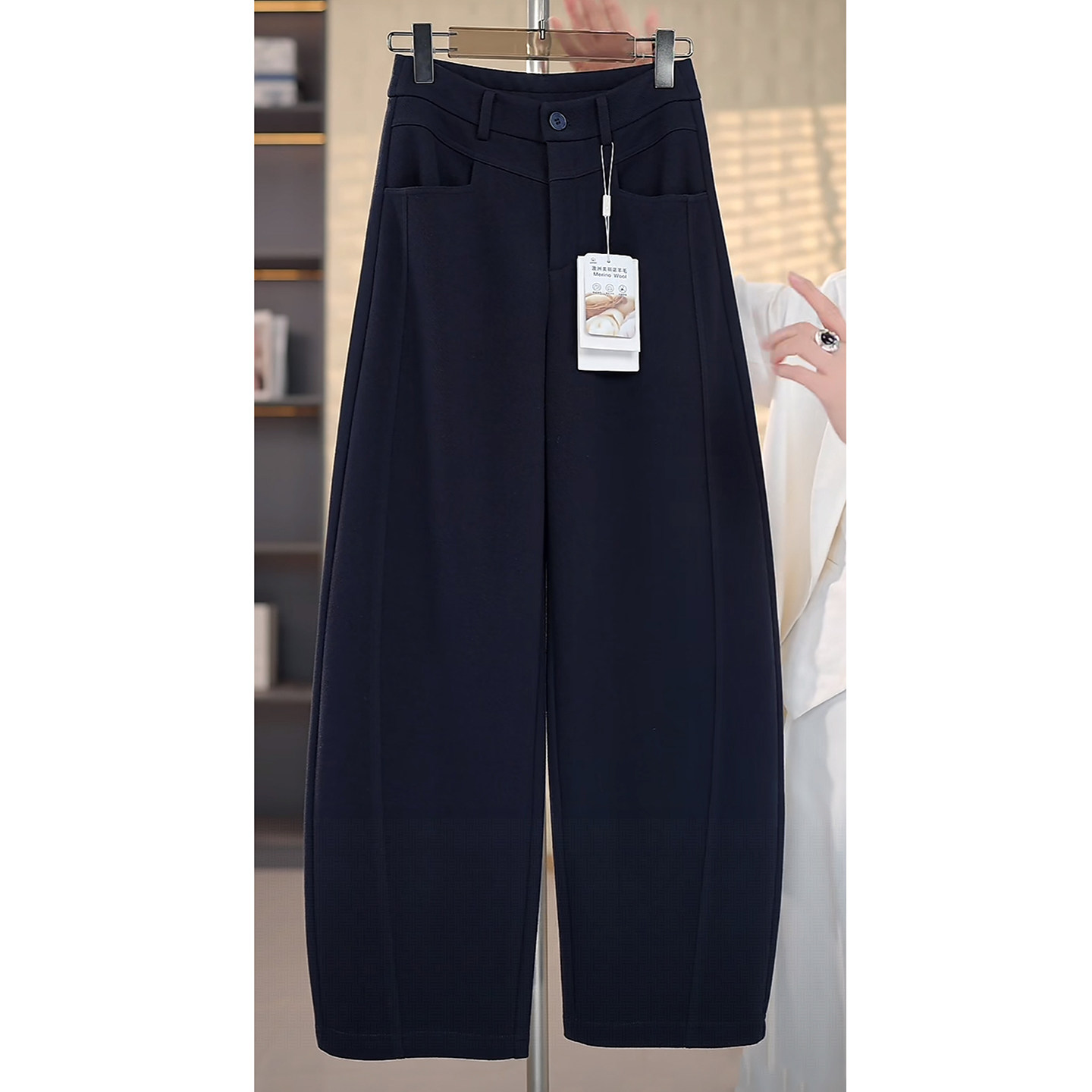 今年流行羊毛呢香蕉裤女秋冬2025新款高腰宽松加厚保暖休闲弯刀裤,女装/女士精品,休闲裤,淘宝优惠券,粉丝福利购,淘宝优惠卷