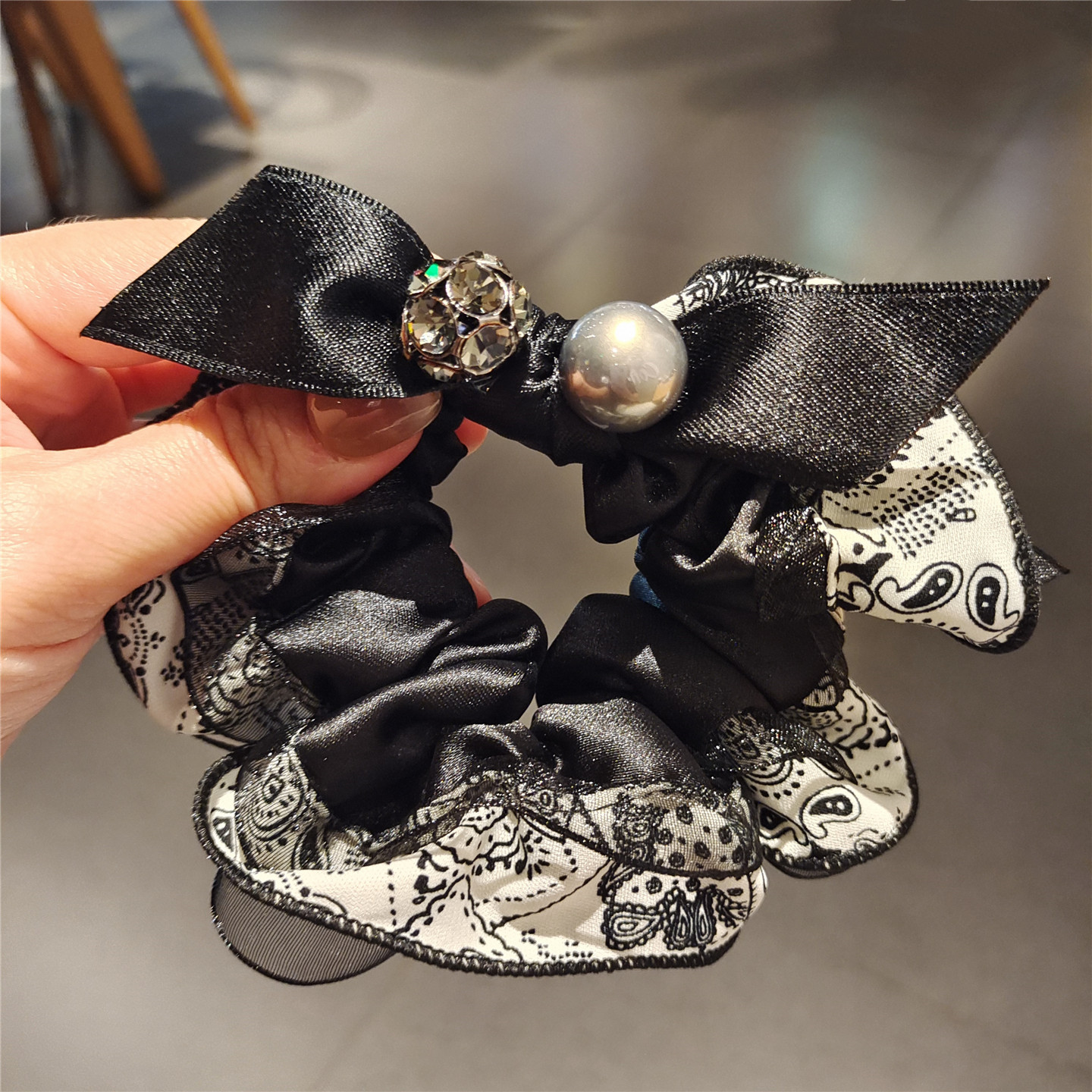 韩国新款发饰气质优雅蕾丝花边蝴蝶结发圈高级水钻球球大肠圈发绳