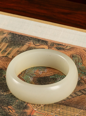 和田玉籽料手镯圈口：55mm玉器收藏新疆和田白玉首饰手镯97.6g