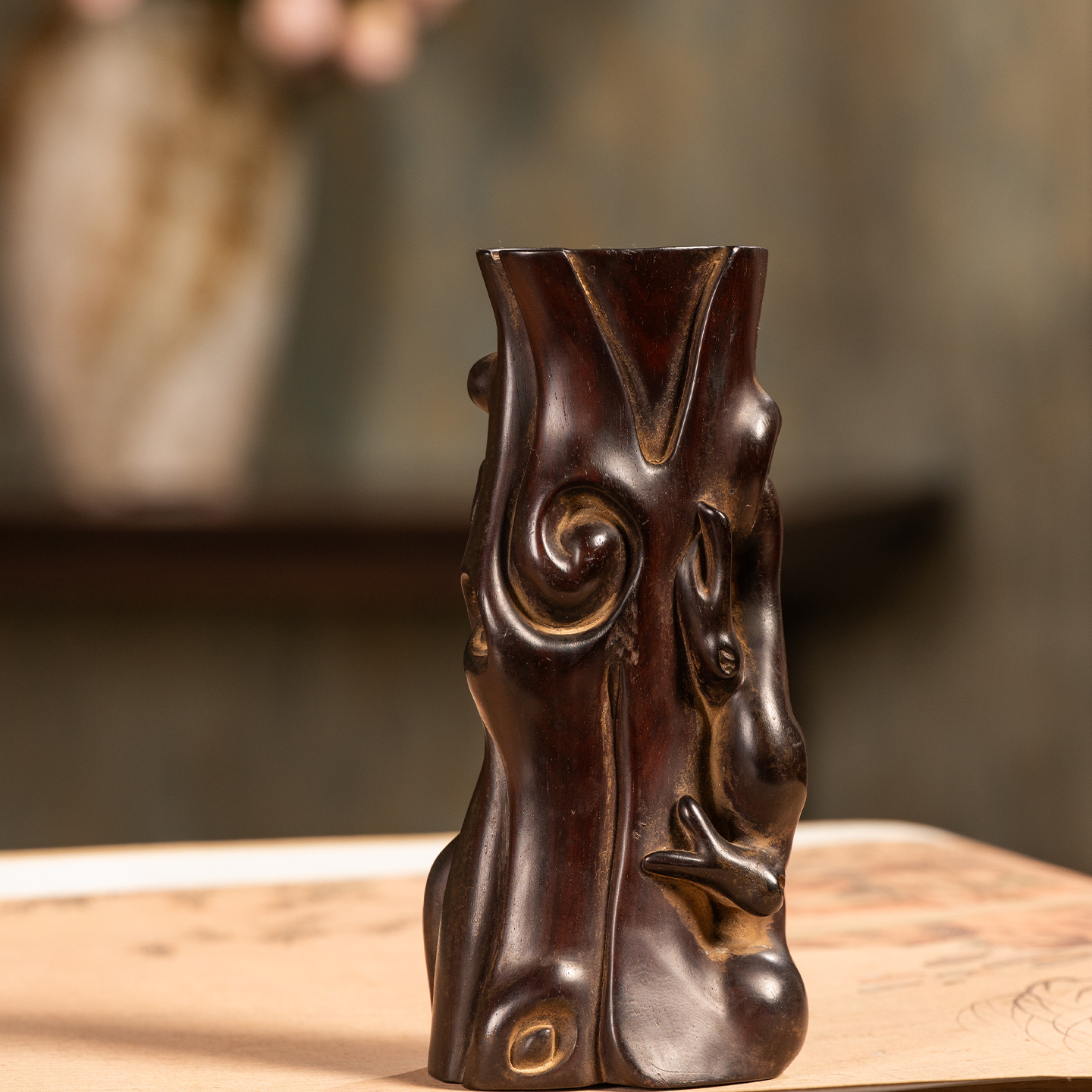 清代紫檀木雕树形花插摆件