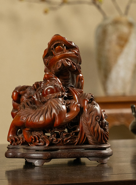 黄杨木透雕子母瑞兽香薰