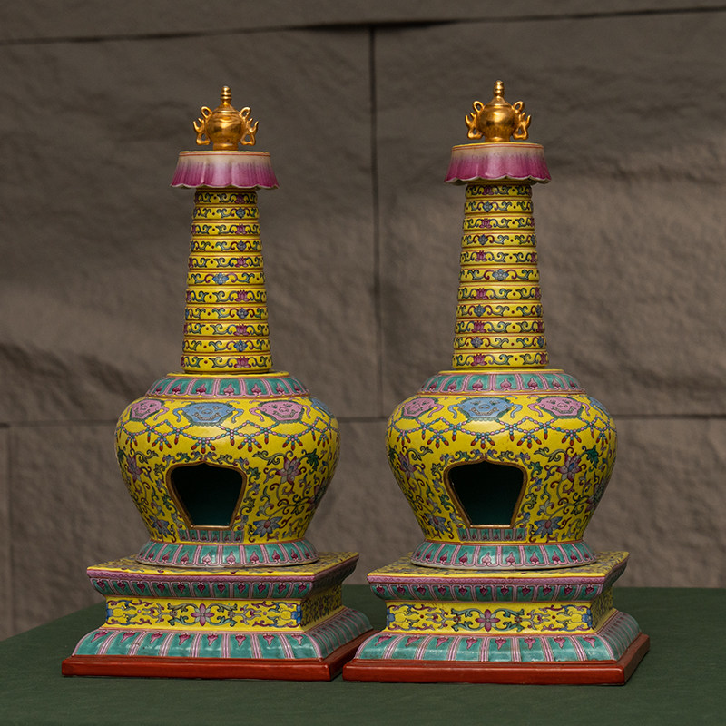 清代粉彩花卉纹佛塔（一对）文玩古董瓷器收藏客厅办公室装饰摆件