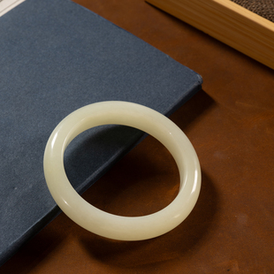 清代玉镯圈口59mm古董玉器收藏真品和田玉雕手镯子63.9g