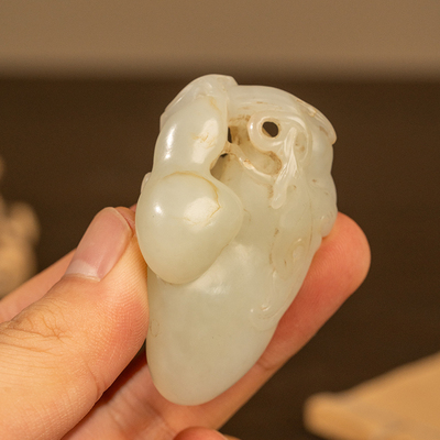 和田玉雕满藤葫芦挂饰