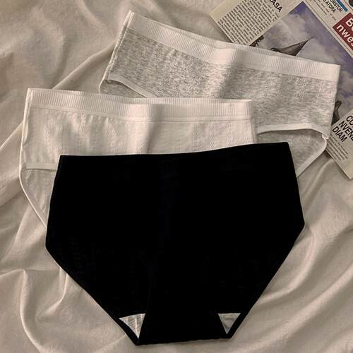 软绵内裤女士日系中腰简约三角裤