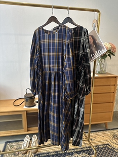 捡漏 型不挑人 时尚 版 复古大方格圆领a摆宽松气质连衣裙 洋气 断码
