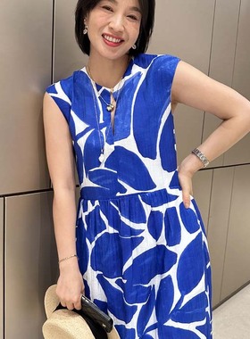 法式蓝色印染气质半开V领无袖收腰显瘦长裙女夏a字摆飘逸连衣裙