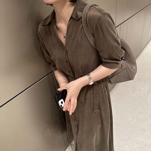胖小妮的春天通勤系带A字连衣裙