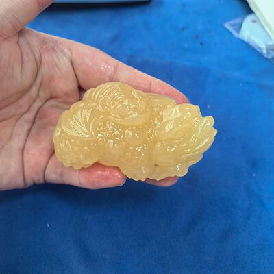 玉阅珠宝天然黄玉富贵缠身手把件