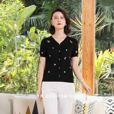 丝衣菲919886v领绣花天丝短袖女T