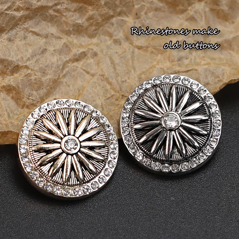 妙思乐复古镶钻金属纽扣小香风