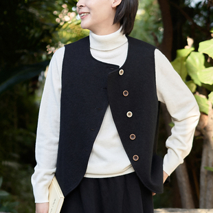 柒白气质文艺厚织羊毛呢马甲女款2025新款春季叠穿坎肩短款外套