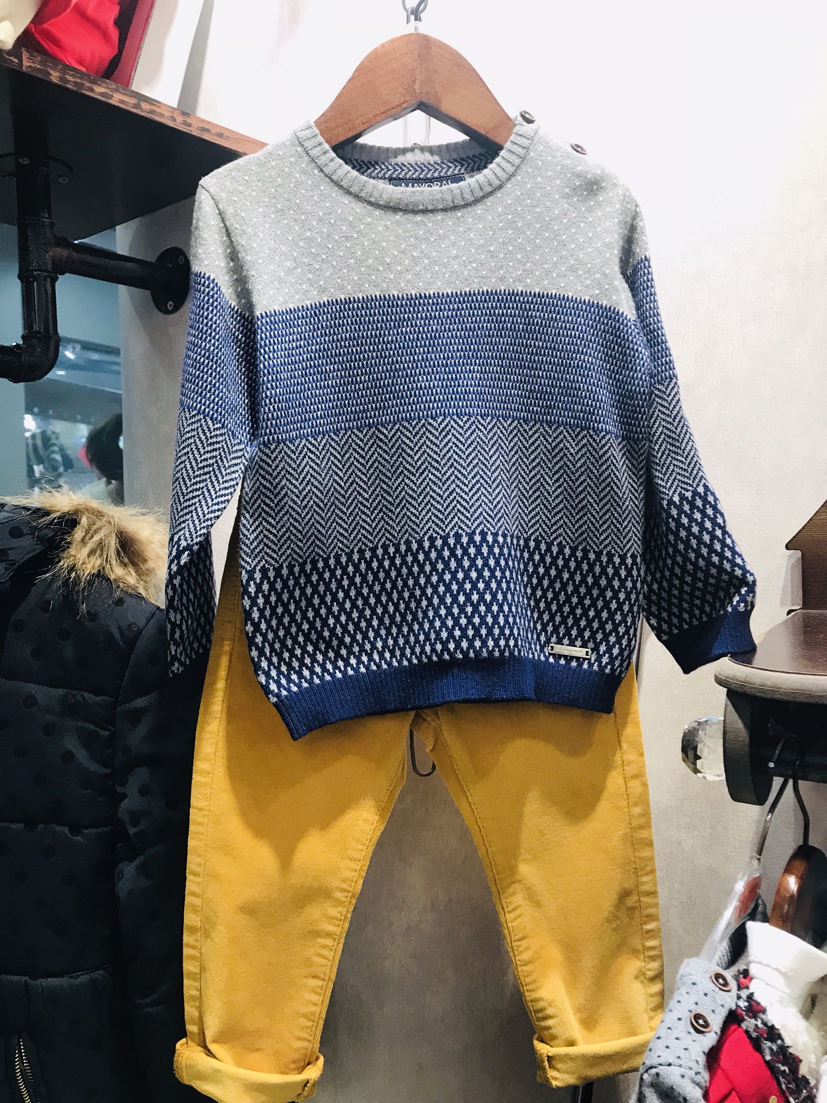 mayoral西班牙保暖针织衫特价