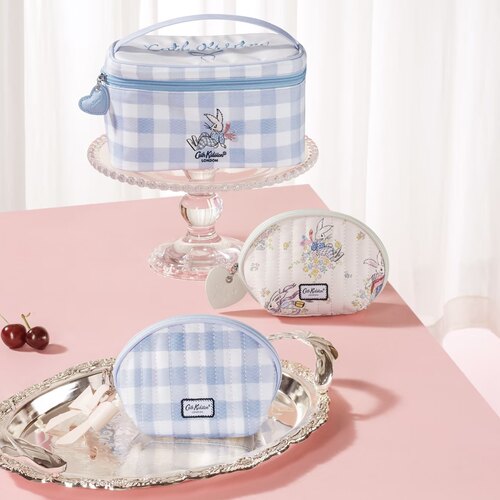 Cath Kidston花园工坊系列贝壳提手花边化妆包 名创优品MINISO