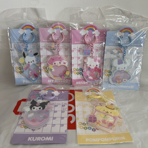 三丽鸥家族Hello Kitty50周年摇摇乐挂件名创优品MINISO布丁狗