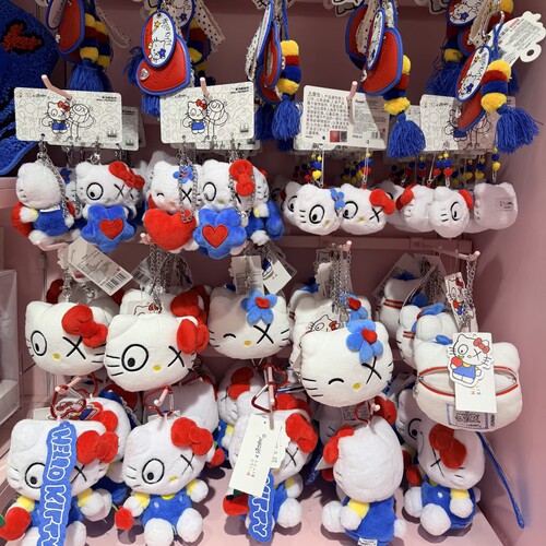 Hello Kitty×André Saraiva系列双联零钱包挂件名创优品MINISO