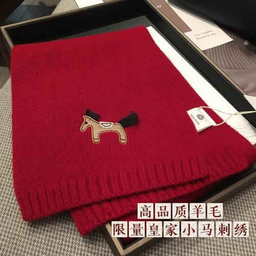 小马刺绣100%羊毛保暖围巾披肩
