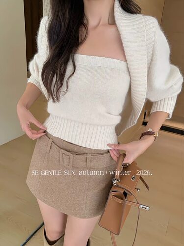 SE GENTLE SUN2026秋冬新款气质针织抹胸蝙蝠袖披肩针织开衫2件套
