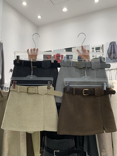 AME2025新款韩版冬高品质加厚羊毛呢配皮带开叉配皮带半身裙A字裙