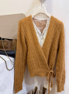 Yoomini2025冬装新款蕾丝V岭背心交叉绑带设计针织衫上衣温柔毛衣