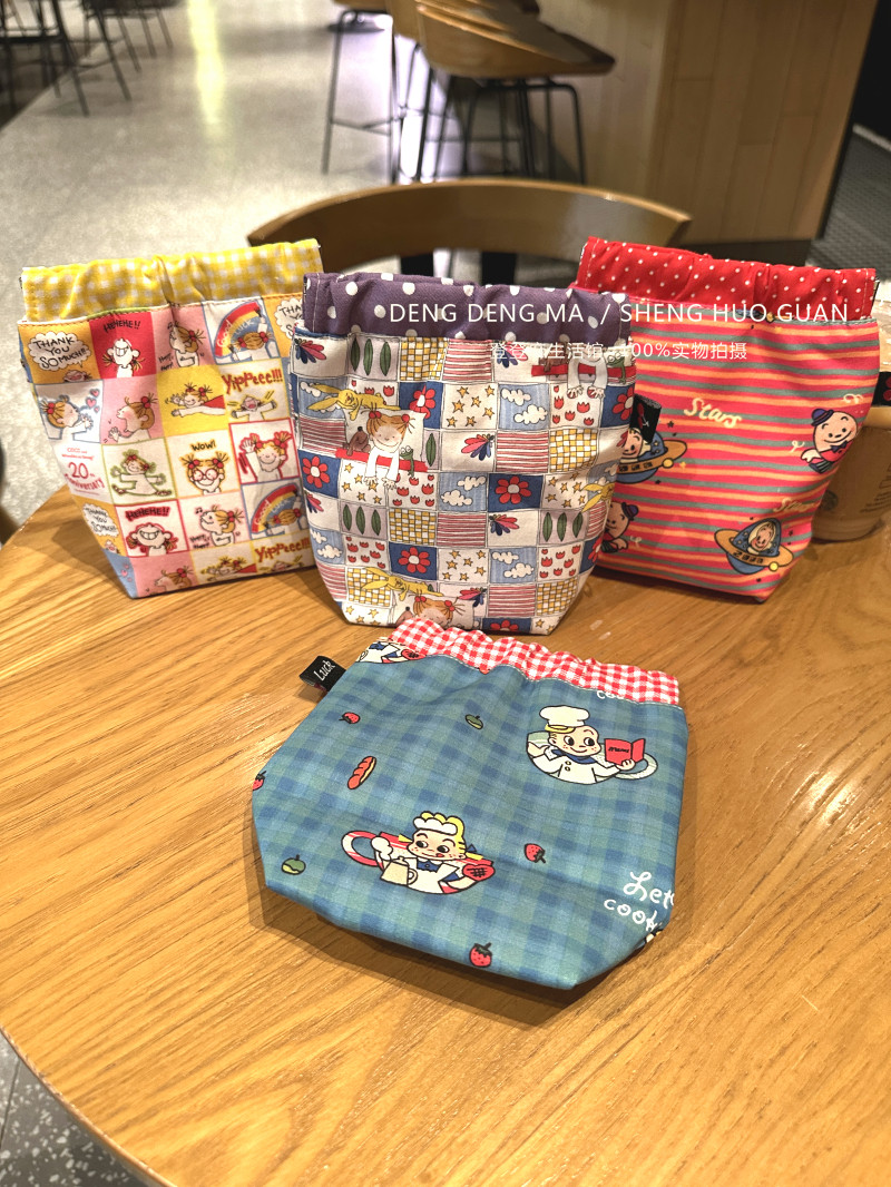 日系可爱插画coco酱小女孩印花棉布收纳袋捏捏包耳机杂物零钱卡包