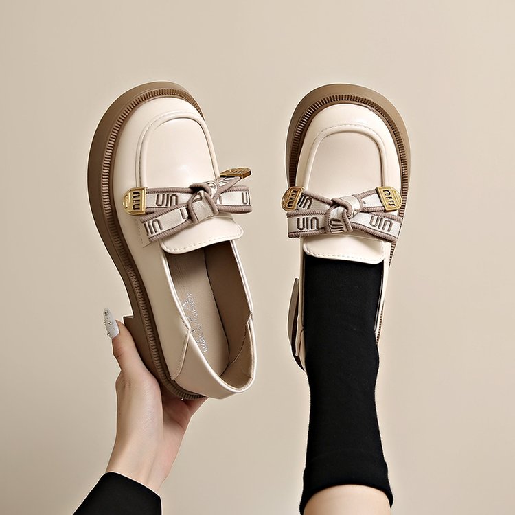 乐福鞋女2024新款夏季黑色小皮鞋软皮单鞋配裙子旅游鞋通勤平底鞋