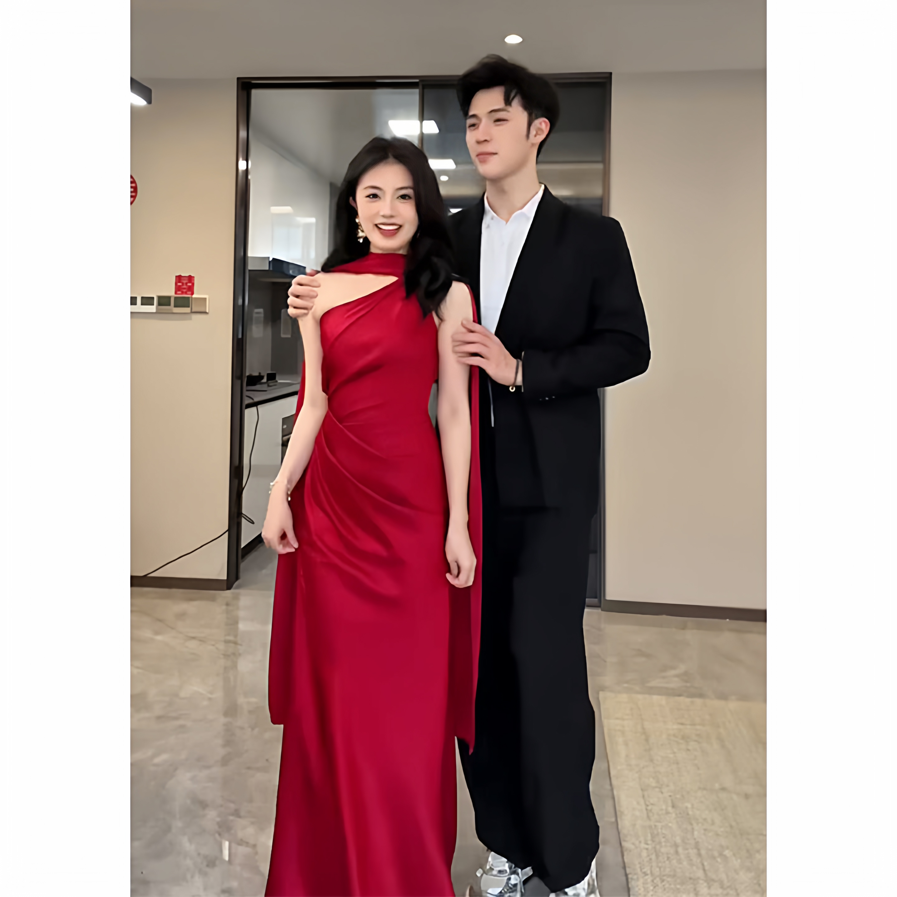 红色结婚敬酒服新娘订婚回门礼服