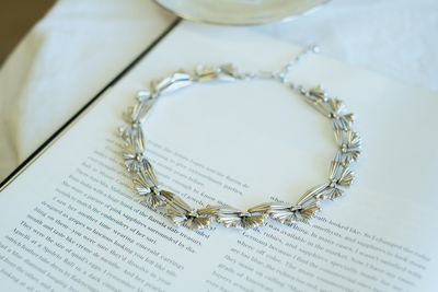 艺伎的胭脂 vintage trifari 翠法丽 银色 蝴蝶结 短 choker 项链