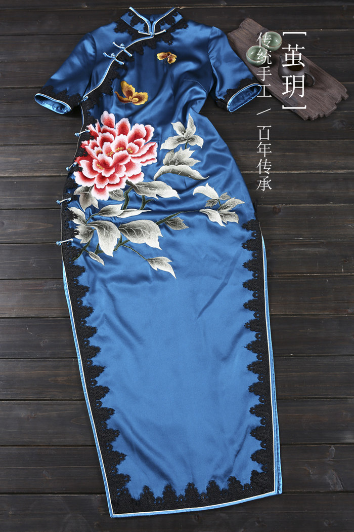 茧玥湖蓝色重磅真丝旗袍高端定制
