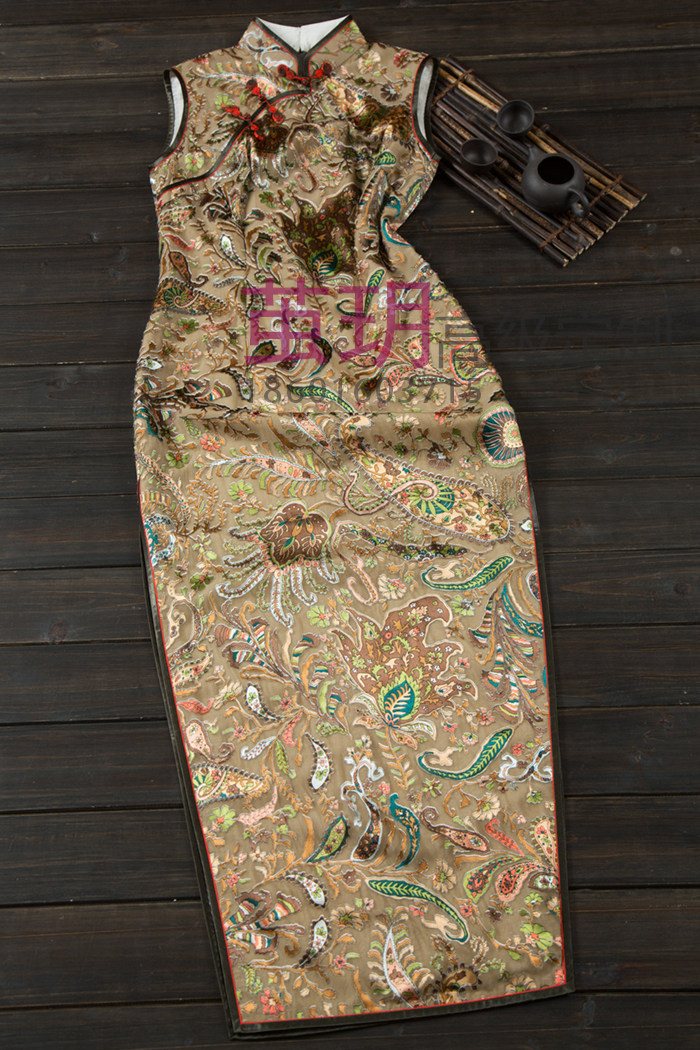 茧玥手工烂花绒礼服婚宴无袖旗袍
