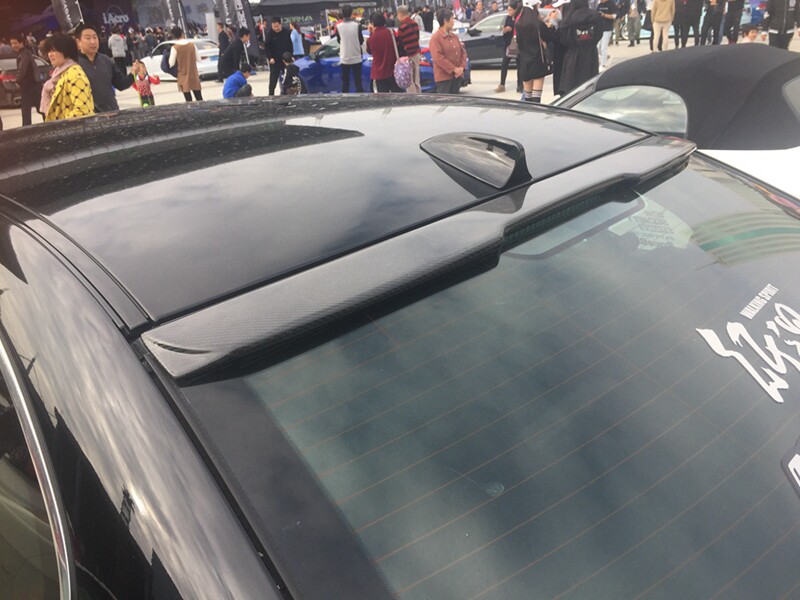 탄소 섬유 BMW 04-10 5 시리즈 E60 M5 530LI 525LI 523LI 수정된 탑 윙에 적합
