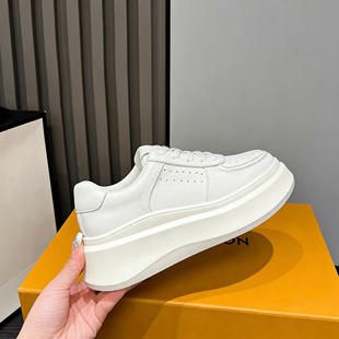 全牛皮~厚底小白鞋女2026年新款时尚休闲鞋白色增高松糕鞋真皮