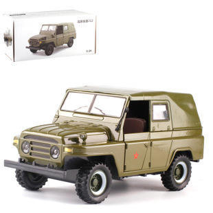新款 [盒装]1:32北京吉普212系列军事型玩具声光合金车模