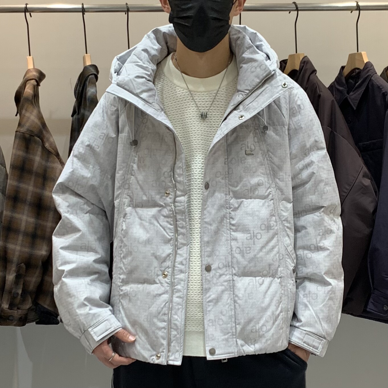 冬季韩版男士连帽羽绒服百搭潮流日系时尚个性满印花色保暖羽绒衣