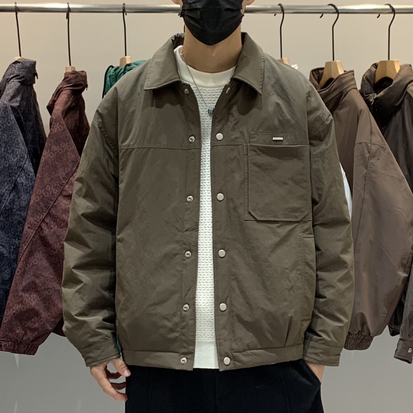 冬季男翻领轻薄羽绒服百搭潮流日系工装复古时尚设计感保暖羽绒衣