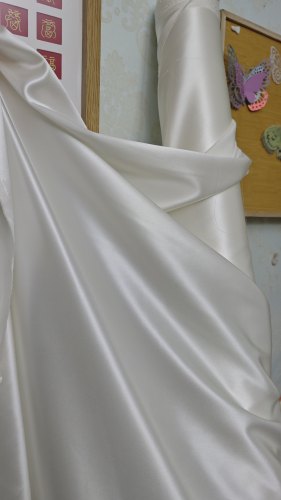1.5米宽25姆米重磅珍珠白100%桑蚕丝真丝素绉缎面料高定服装布料